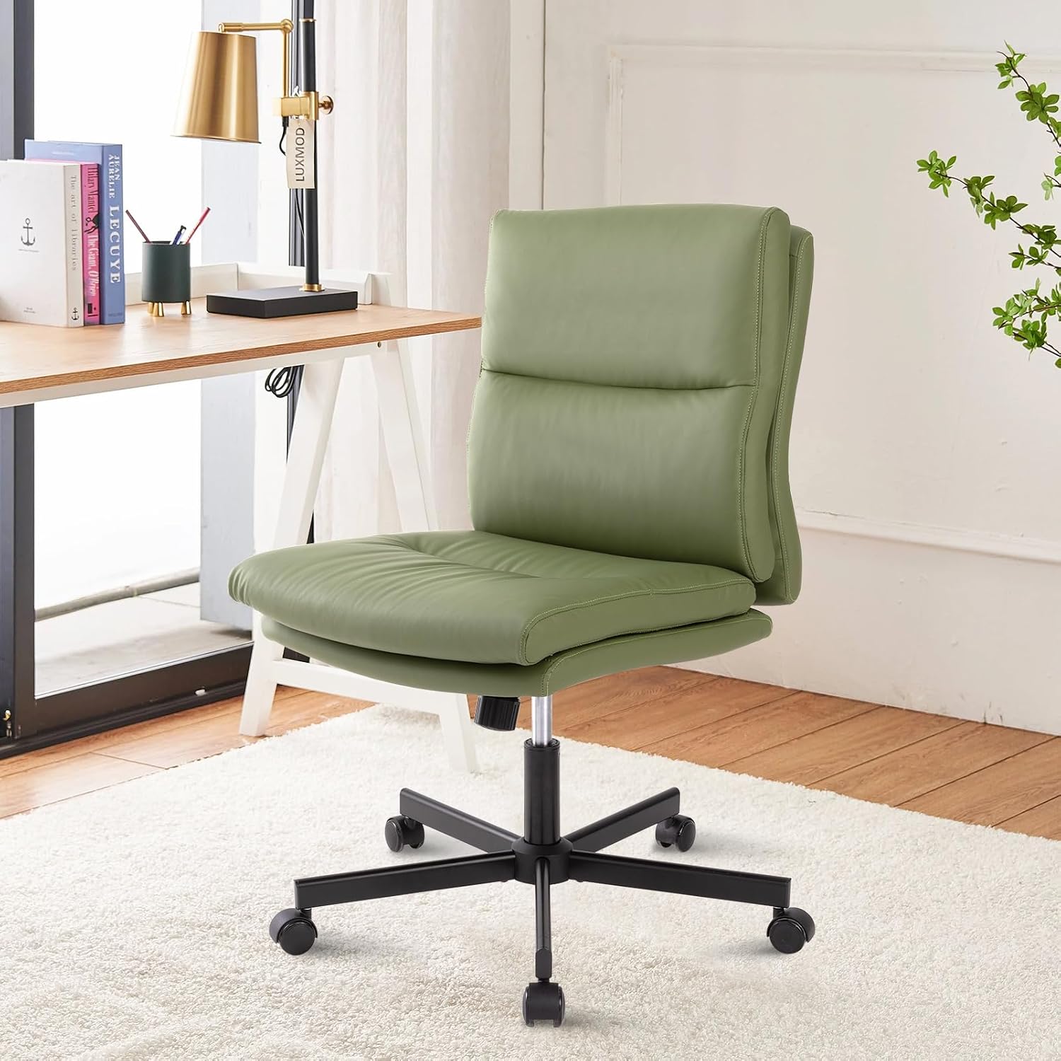 Task Chair Mid Back - Офисное кресло без подлокотников на колесиках,