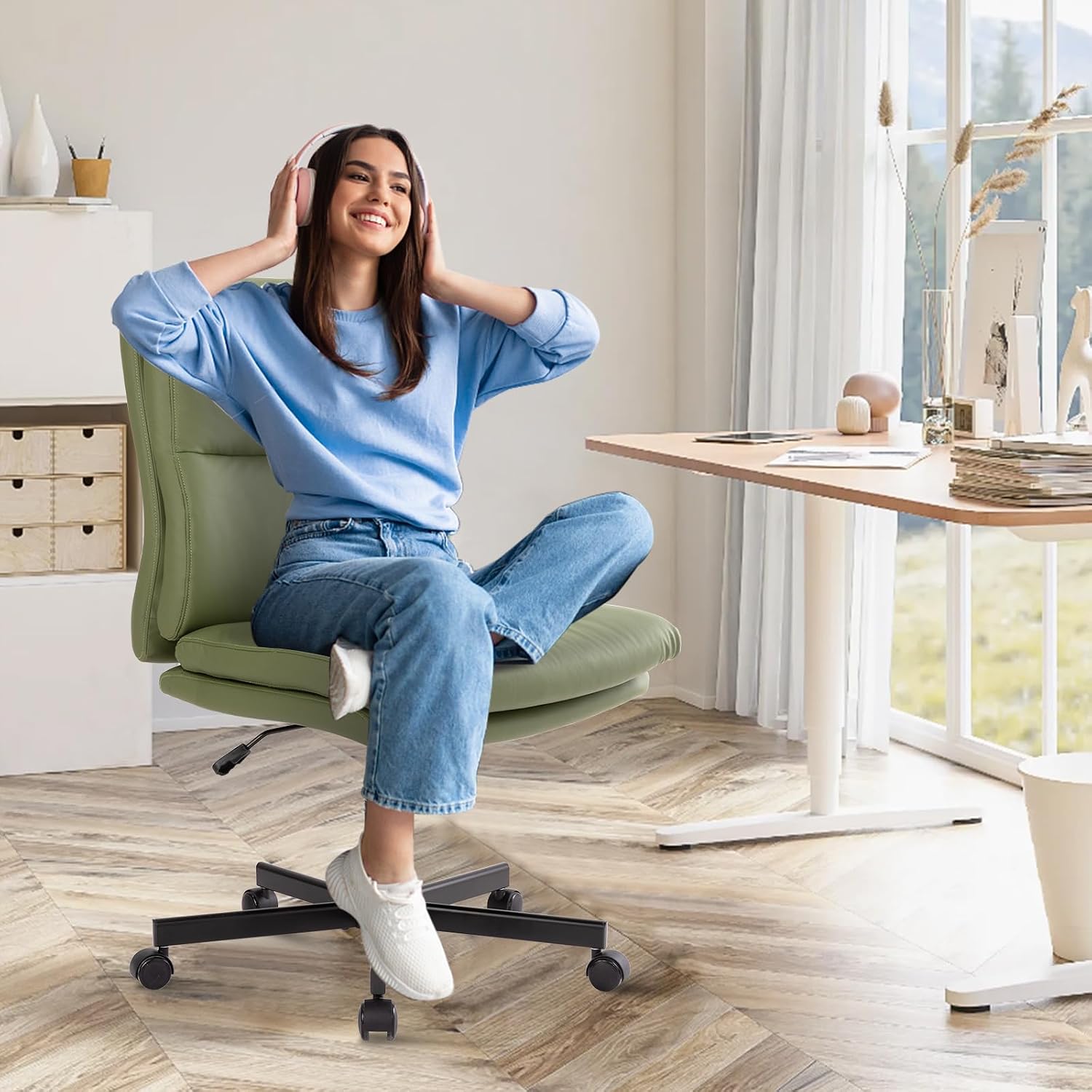 Офисное кресло без подлокотник – обзор и цена Task Chair Mid Back